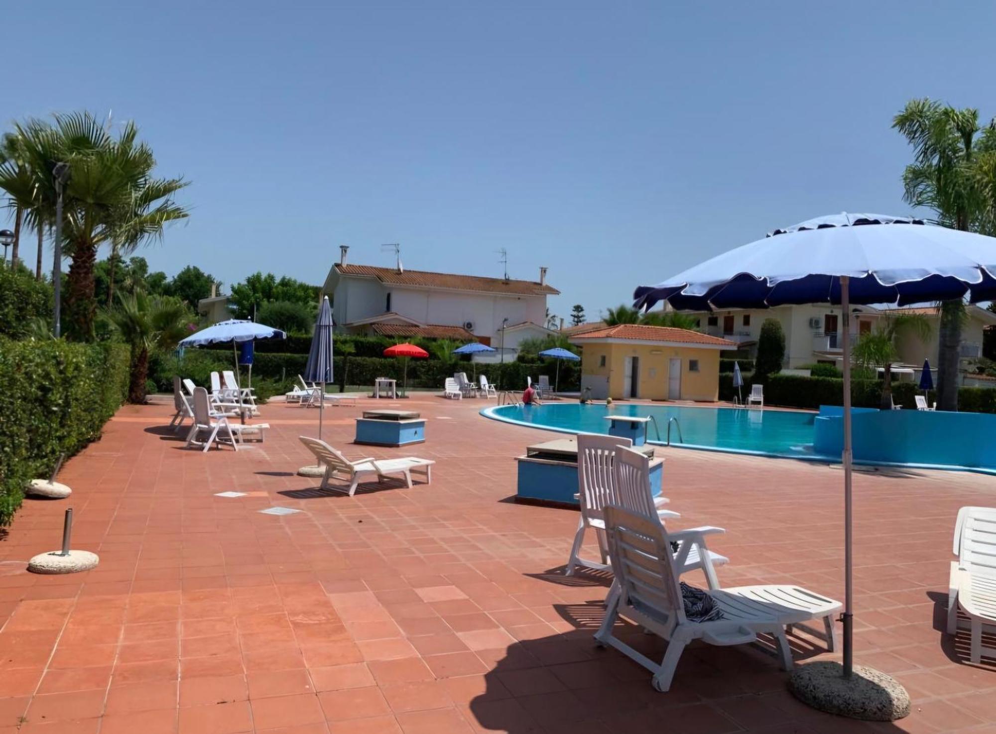 Villa Sabaudia Villa *